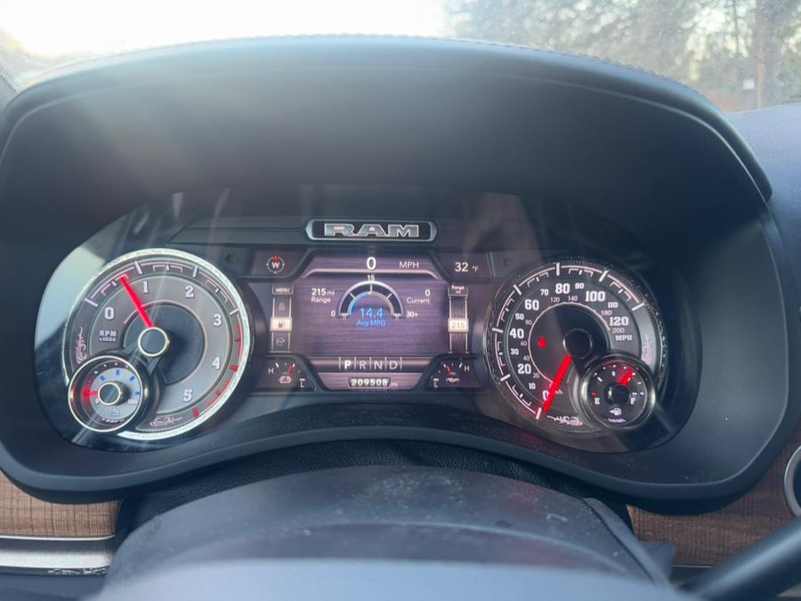 2022 RAM 3500 Longhorn 4x4 Mega Cab 6''4