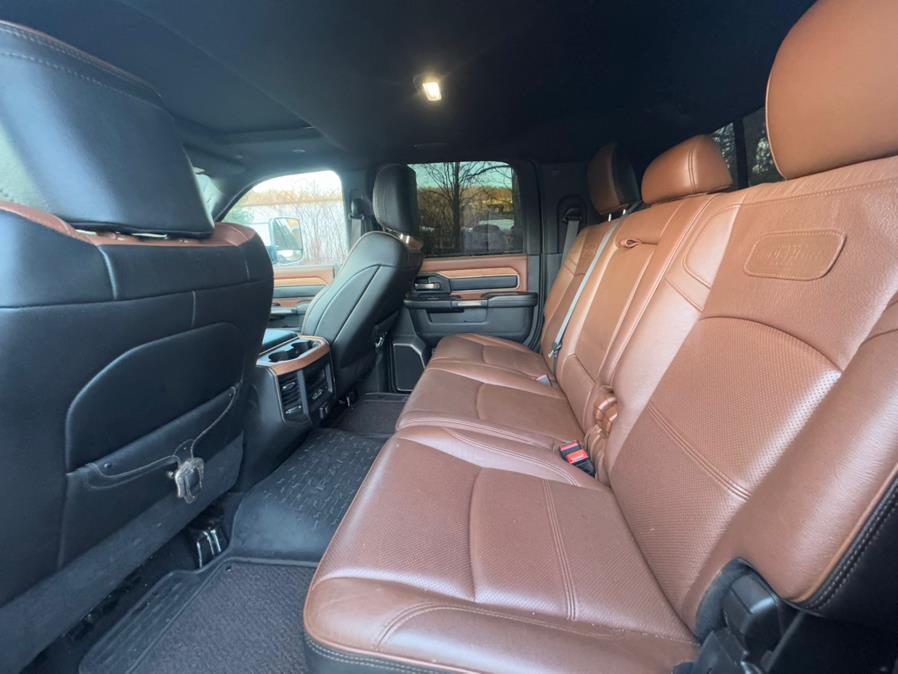 2022 RAM 3500 Longhorn 4x4 Mega Cab 6''4