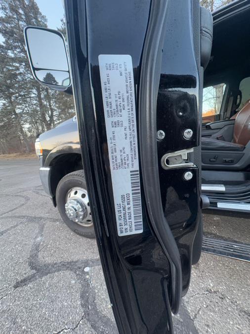 2022 RAM 3500 Longhorn 4x4 Mega Cab 6''4