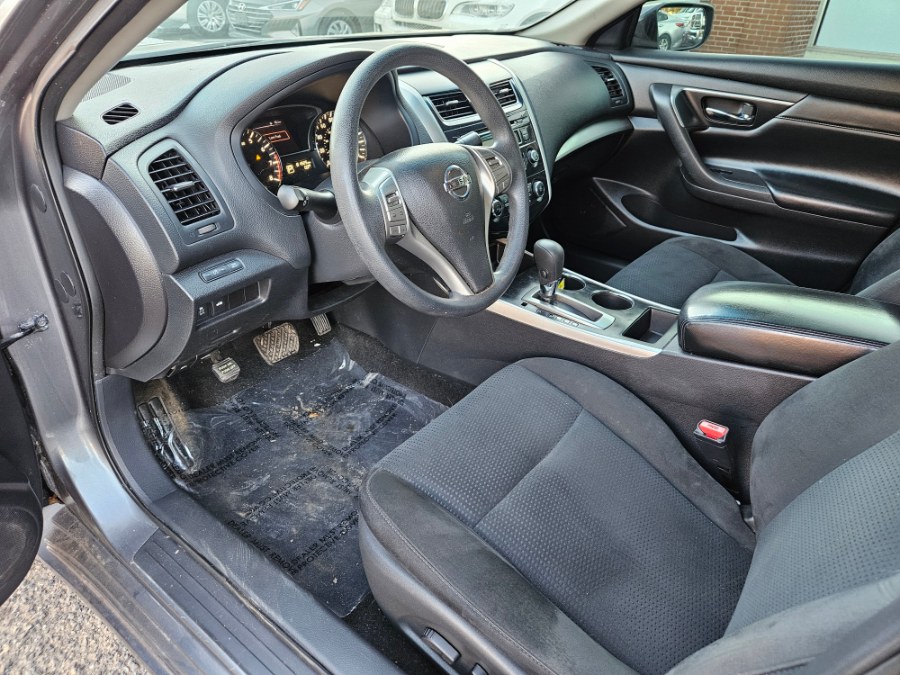 2015 Nissan Altima 4dr Sdn I4 2.5 SV photo