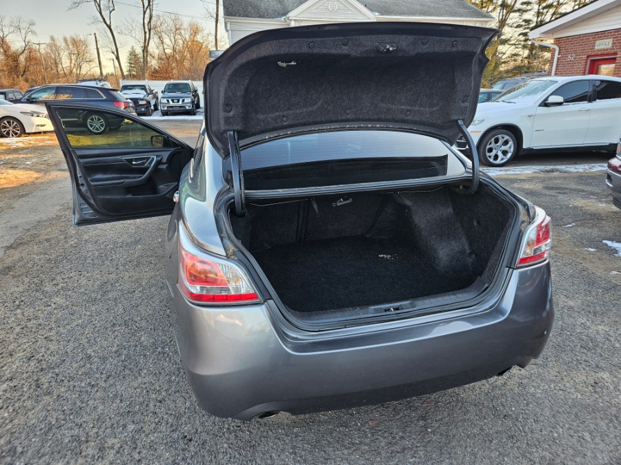2015 Nissan Altima 4dr Sdn I4 2.5 SV photo