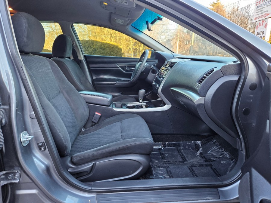 2015 Nissan Altima 4dr Sdn I4 2.5 SV photo