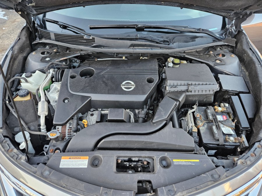 2015 Nissan Altima 4dr Sdn I4 2.5 SV photo
