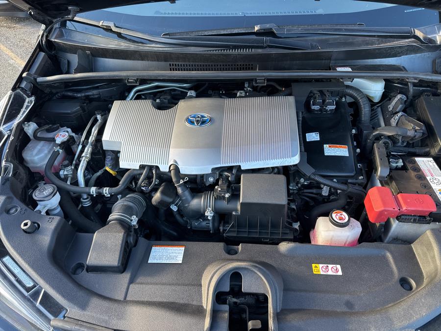 2022 Toyota Prius XLE photo