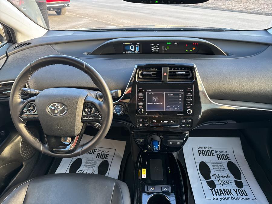2022 Toyota Prius XLE photo