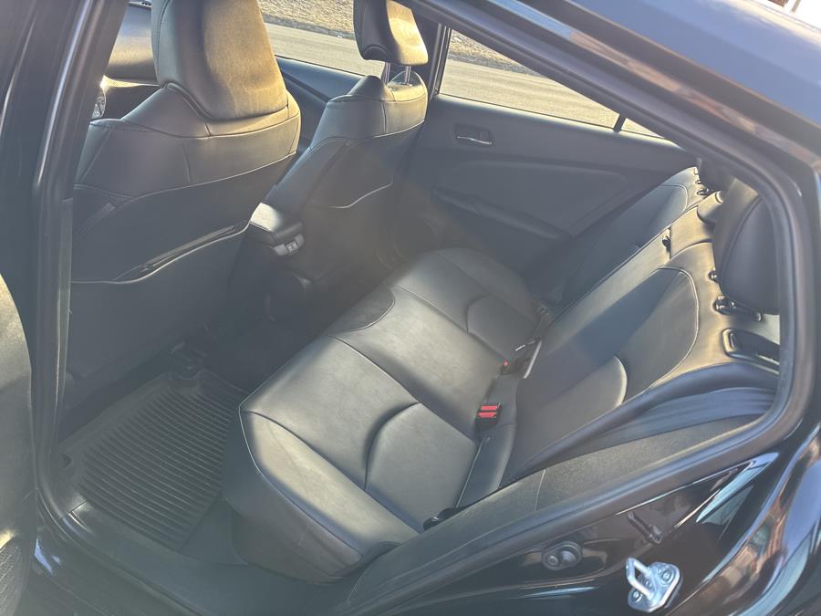 2022 Toyota Prius XLE photo