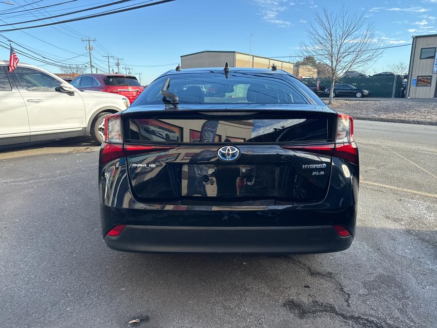 2022 Toyota Prius XLE photo