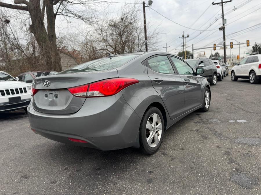 2013 Hyundai Elantra GLS photo