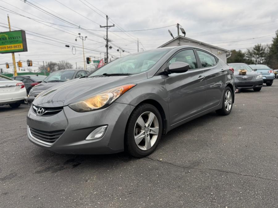 2013 Hyundai Elantra GLS photo