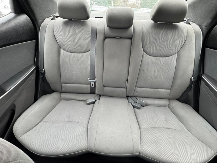 2013 Hyundai Elantra GLS photo