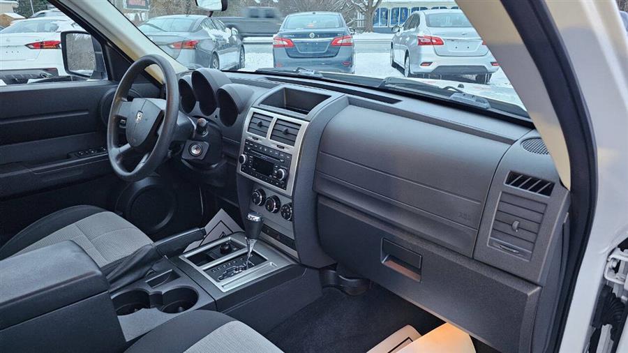 2008 Dodge Nitro SXT photo