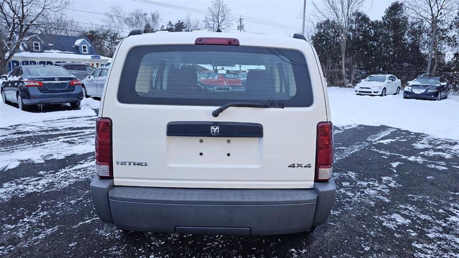 2008 Dodge Nitro SXT photo