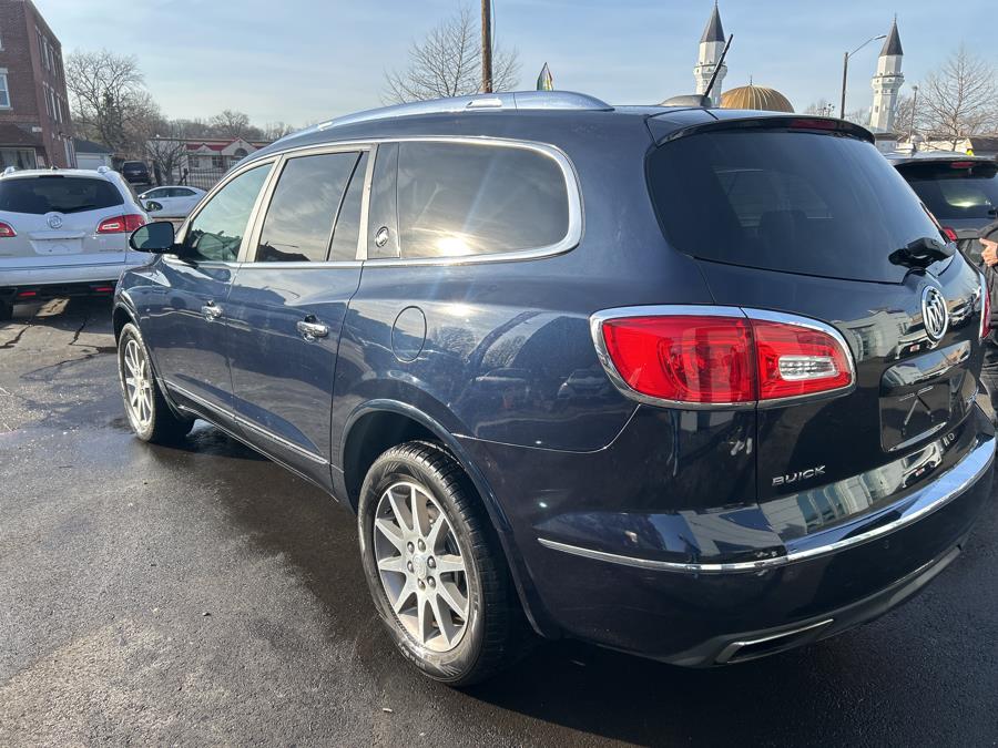 2017 Buick Enclave AWD 4dr Leather photo