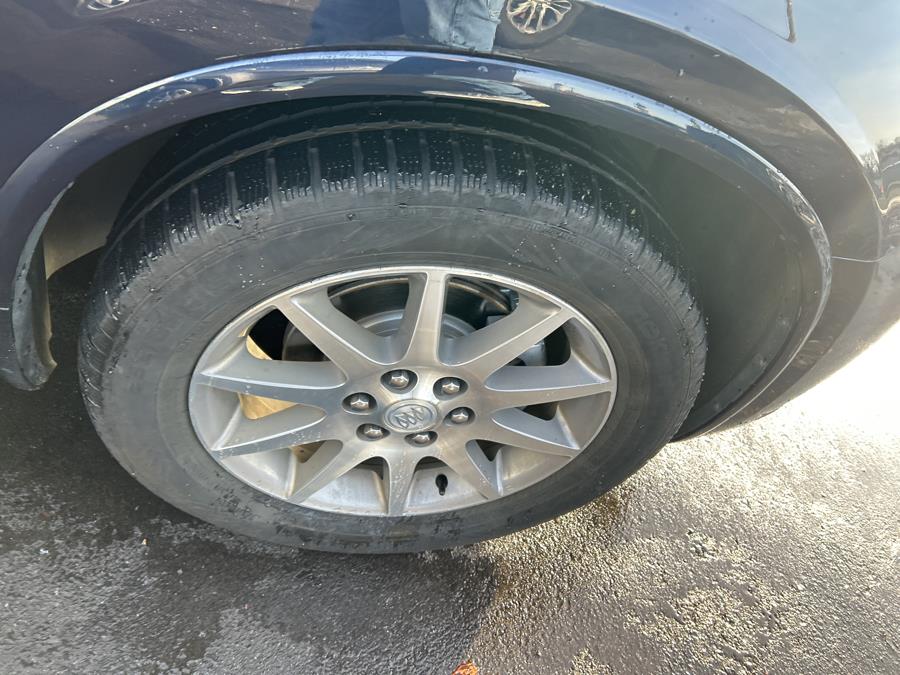 2017 Buick Enclave AWD 4dr Leather photo