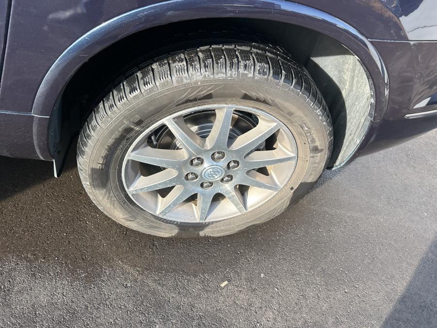 2017 Buick Enclave AWD 4dr Leather photo