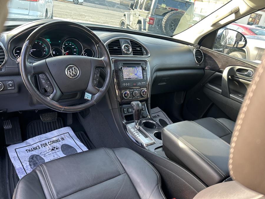 2017 Buick Enclave AWD 4dr Leather photo