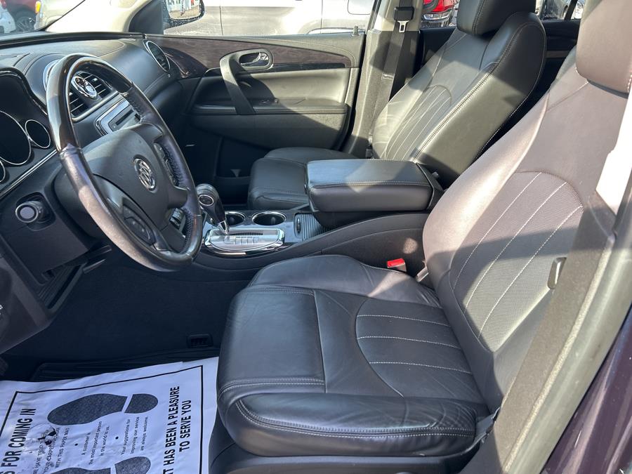2017 Buick Enclave AWD 4dr Leather photo
