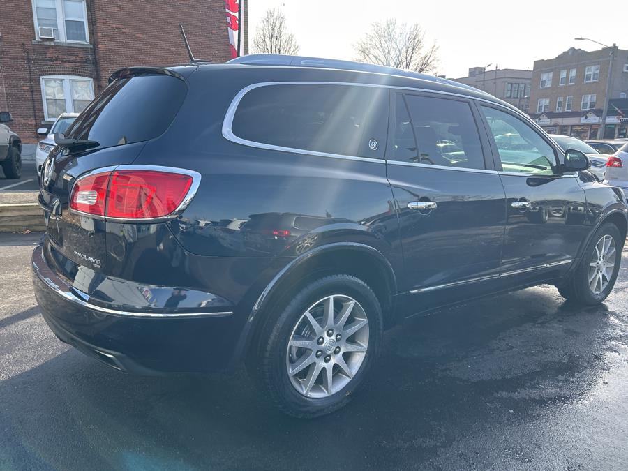 2017 Buick Enclave AWD 4dr Leather photo