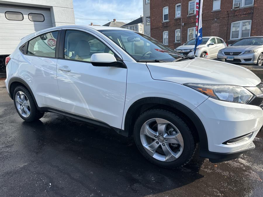 2016 Honda HR-V 2WD 4dr CVT LX photo