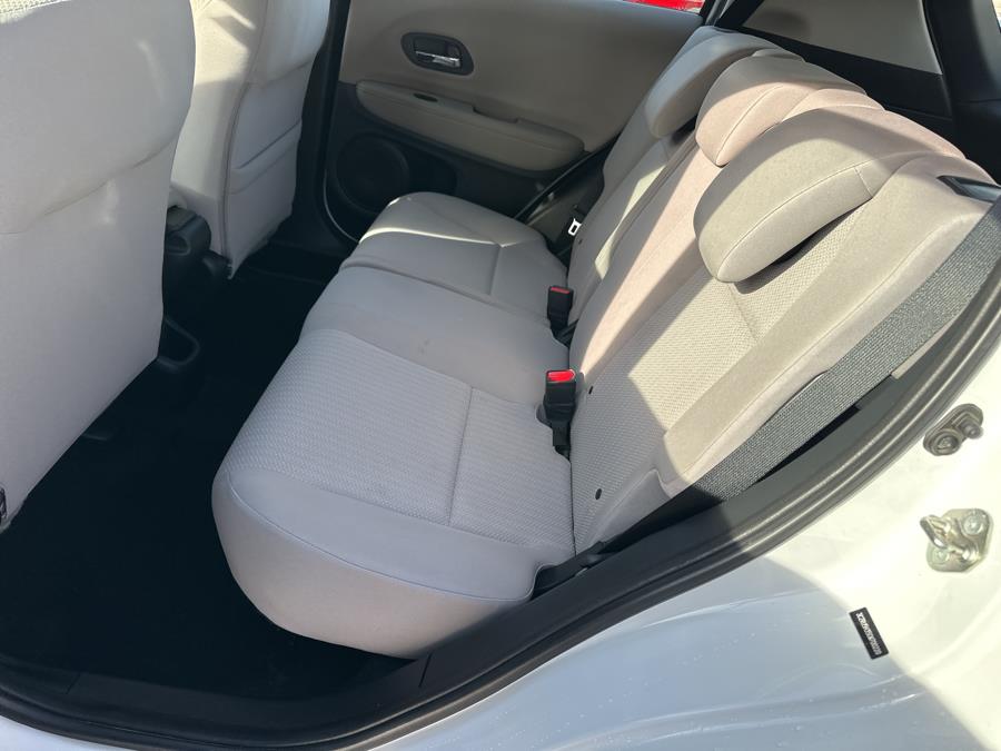 2016 Honda HR-V 2WD 4dr CVT LX photo
