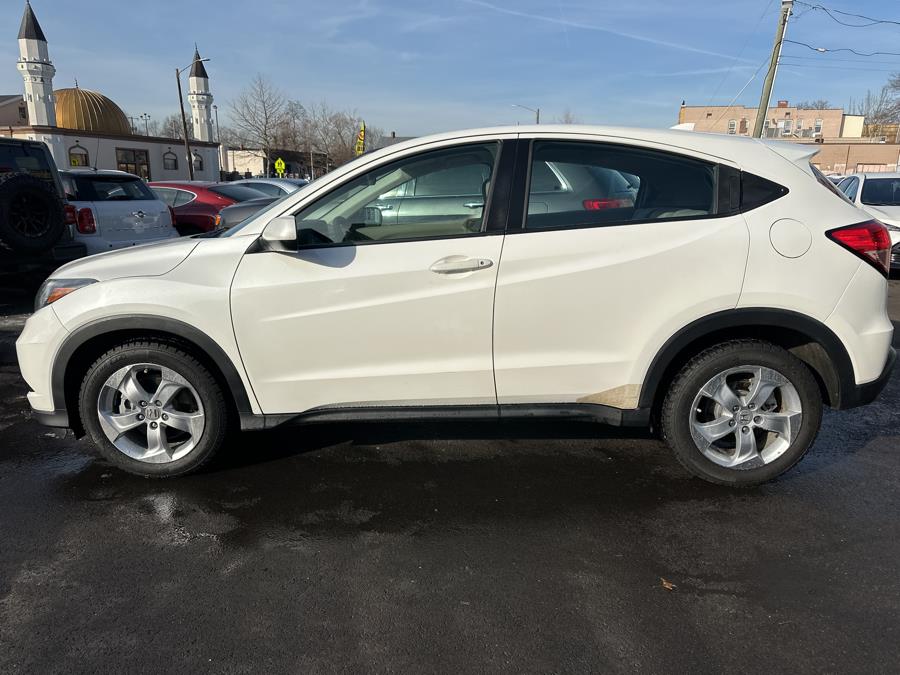 2016 Honda HR-V 2WD 4dr CVT LX photo