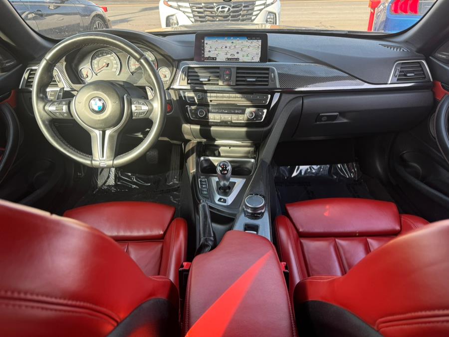 2018 BMW M4 Convertible photo