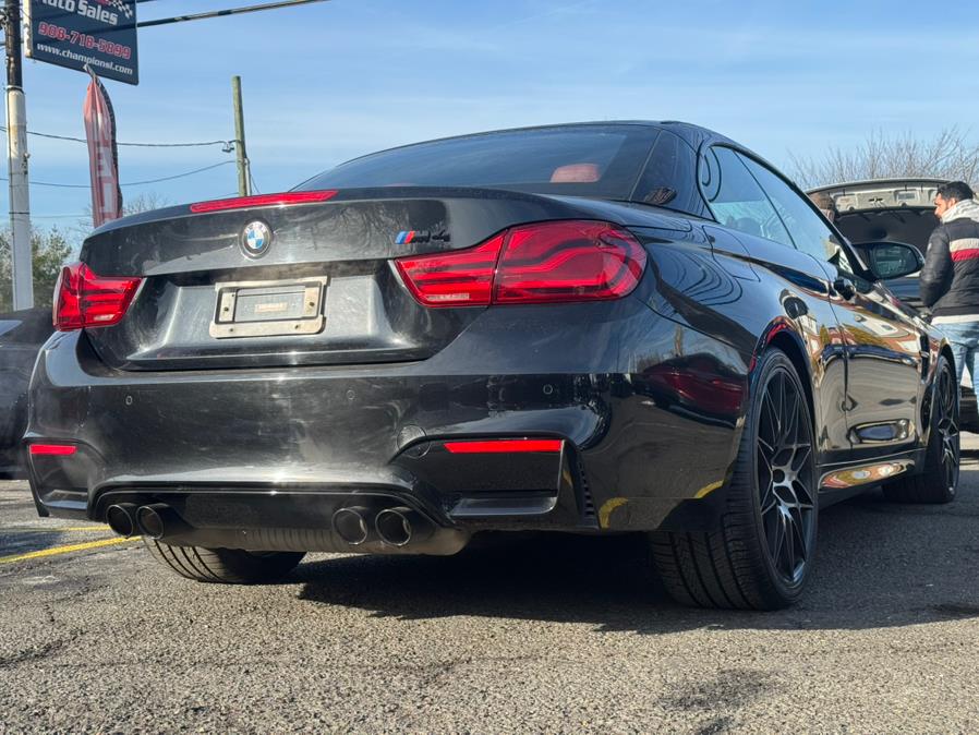 2018 BMW M4 Convertible photo