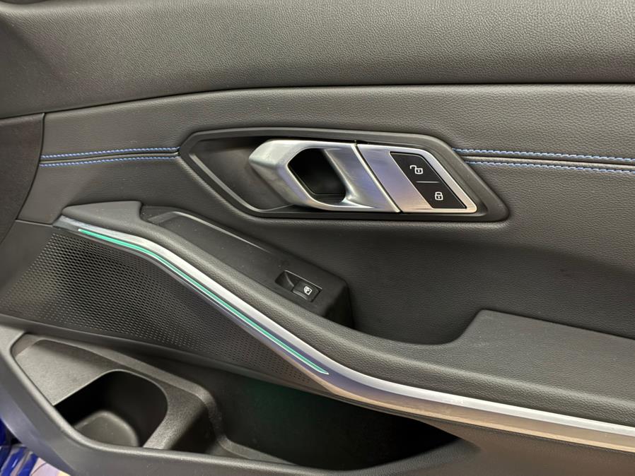 2021 BMW 3-Series 330i xDrive Sedan North Americ photo