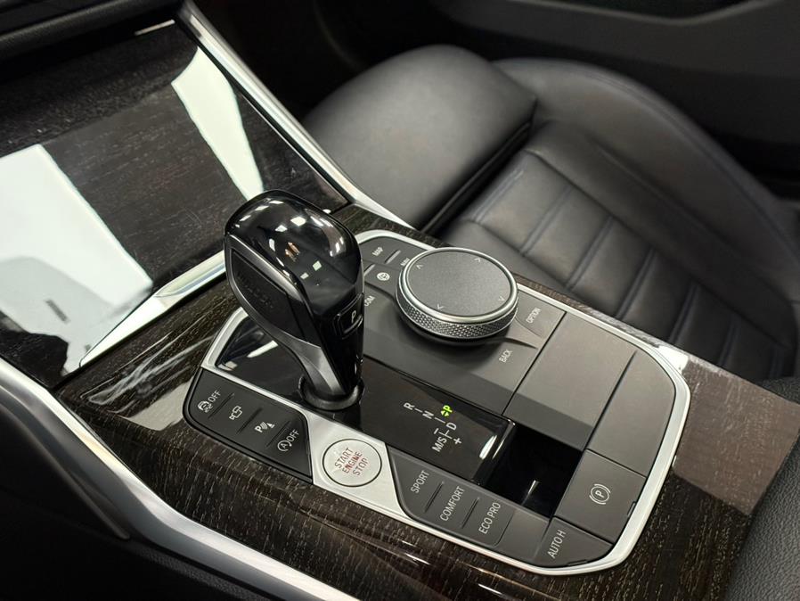 2021 BMW 3-Series 330i xDrive Sedan North Americ photo