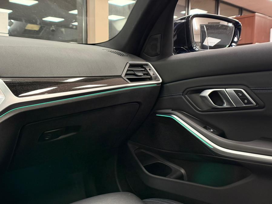 2021 BMW 3-Series 330i xDrive Sedan North Americ photo