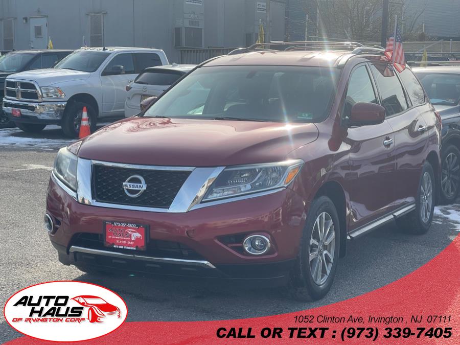 2014 Nissan Pathfinder S photo