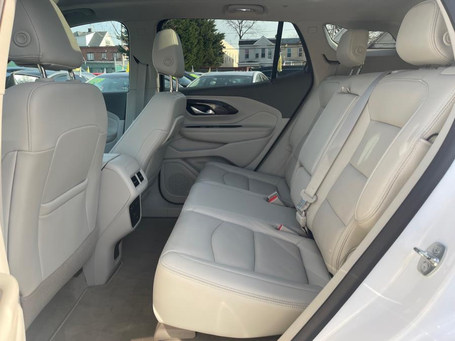 2019 GMC Terrain AWD 4dr Denali photo