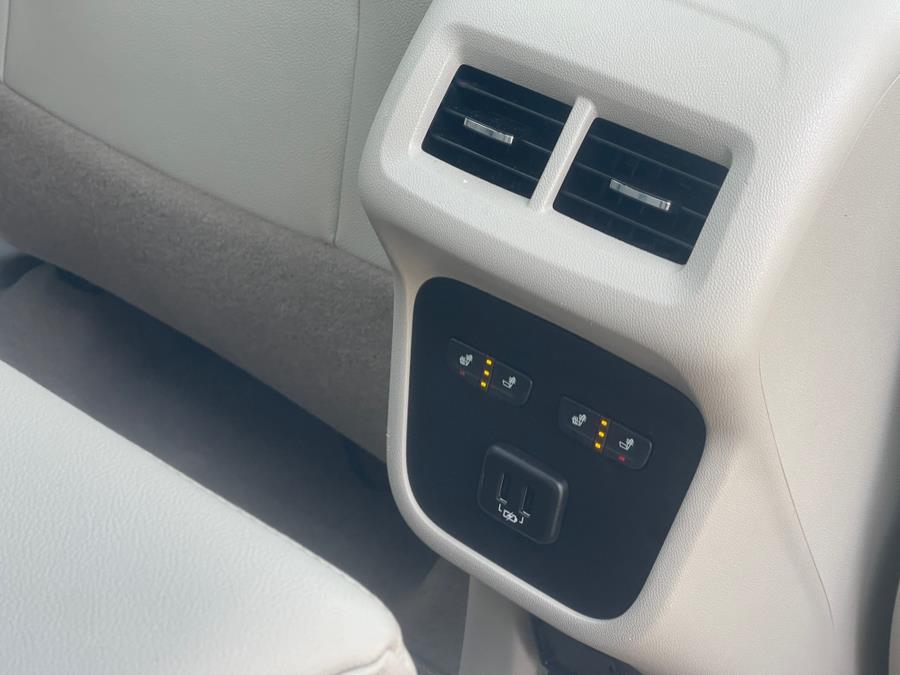 2019 GMC Terrain AWD 4dr Denali photo