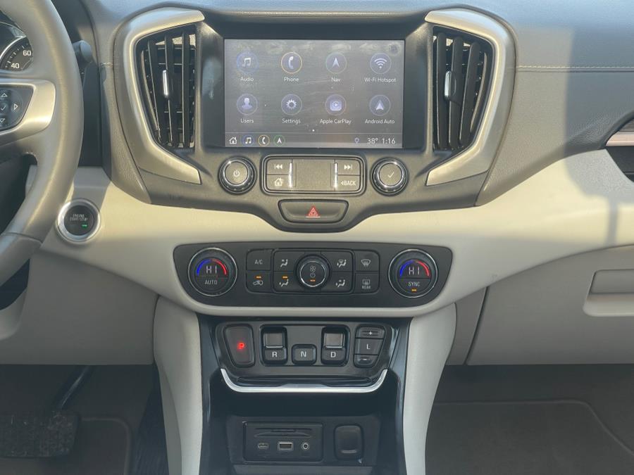 2019 GMC Terrain AWD 4dr Denali photo