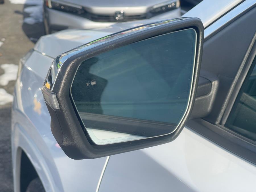 2019 GMC Terrain AWD 4dr Denali photo