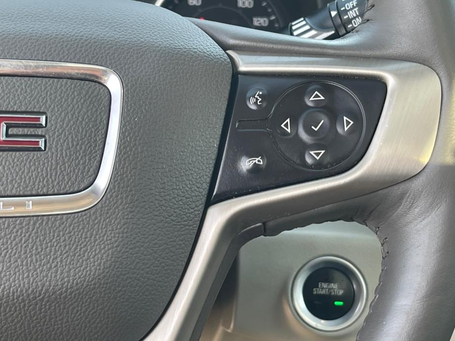 2019 GMC Terrain AWD 4dr Denali photo