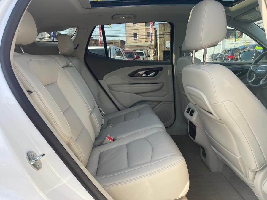 2019 GMC Terrain AWD 4dr Denali photo