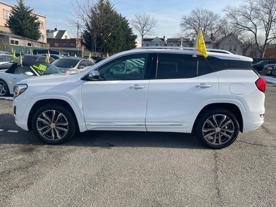 2019 GMC Terrain AWD 4dr Denali photo