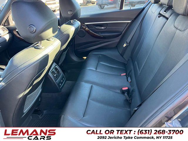 2017 BMW 3-Series 330i xDrive photo