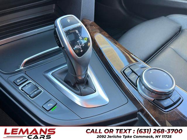 2017 BMW 3-Series 330i xDrive photo