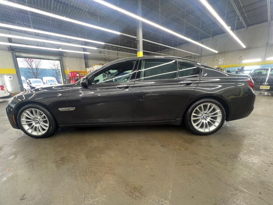 2015 BMW 7-Series 4dr Sdn 750i xDrive AWD photo
