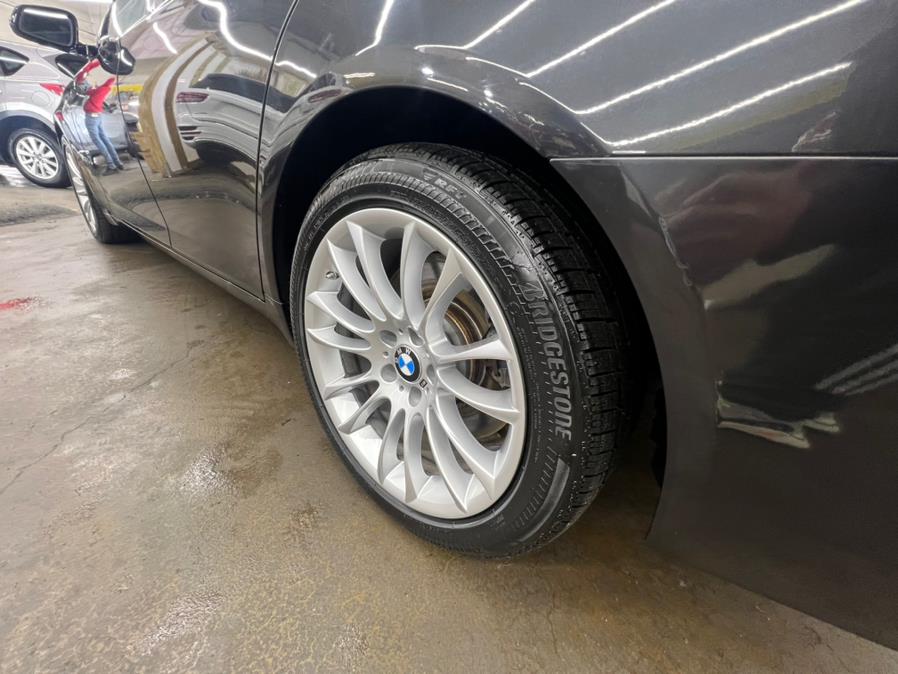 2015 BMW 7-Series 4dr Sdn 750i xDrive AWD photo