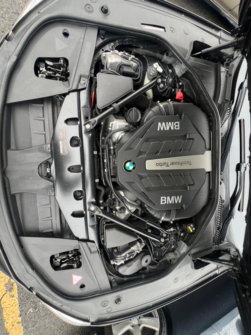 2015 BMW 7-Series 4dr Sdn 750i xDrive AWD photo