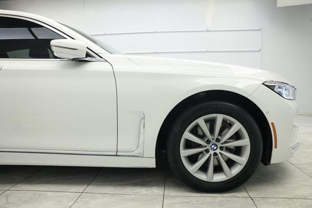 2020 BMW 7-Series 740i xDrive photo