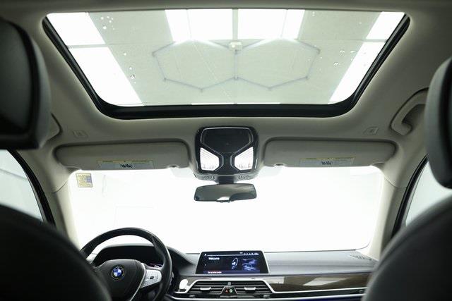 2020 BMW 7-Series 740i xDrive photo