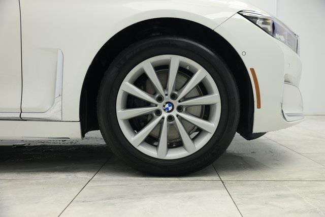 2020 BMW 7-Series 740i xDrive photo