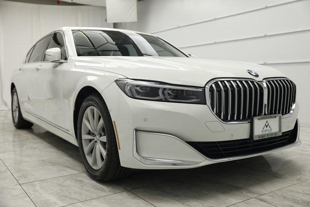 2020 BMW 7-Series 740i xDrive photo