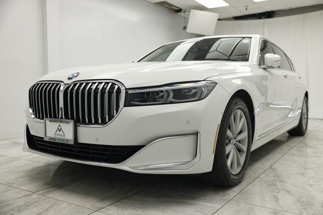 2020 BMW 7-Series 740i xDrive photo