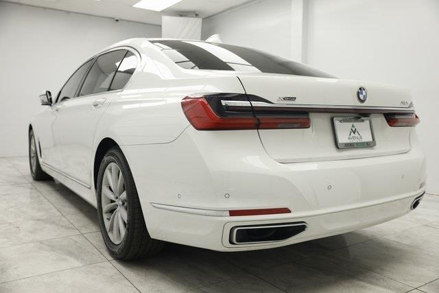 2020 BMW 7-Series 740i xDrive photo