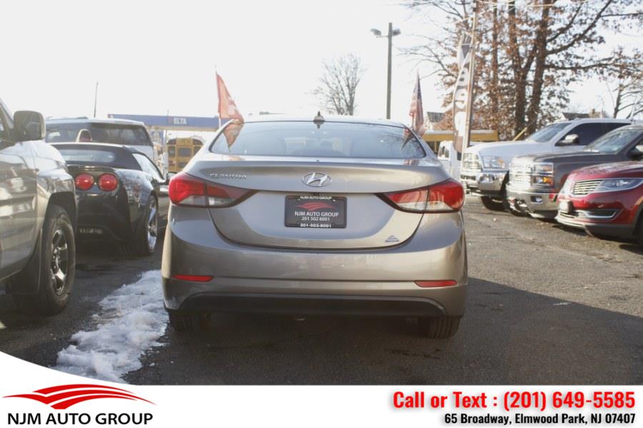 2016 Hyundai Elantra 4dr Sdn Auto photo